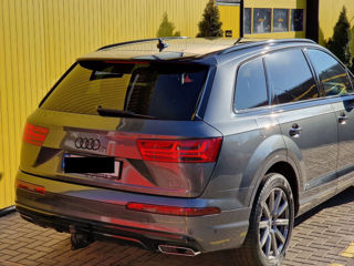 Audi Q7 foto 8