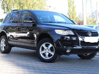 Volkswagen Touareg foto 1