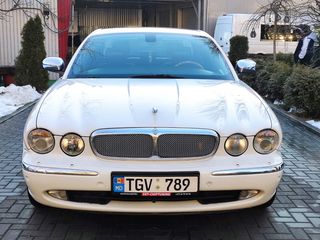 Jaguar XJ foto 10