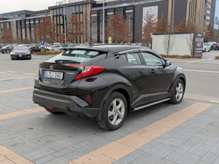 Toyota C-HR foto 6