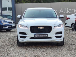 Jaguar F-PACE foto 2