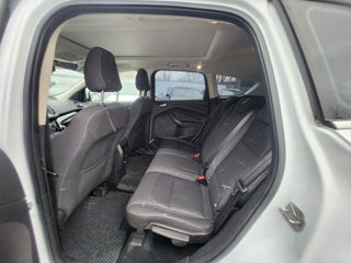 Ford Kuga foto 10