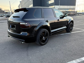 Porsche Cayenne foto 2