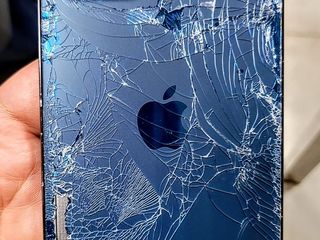 Cumpăr iphone  defectate sau blocate ! foto 2