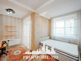 Apartament cu 2 camere, 80 m², Centru, Chișinău foto 6