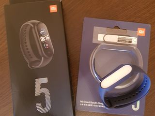 Xiaomi Mi Band 5 foto 1