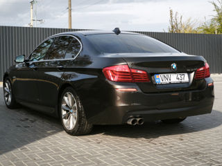 BMW 5 Series foto 4