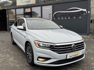 Volkswagen Jetta foto 2