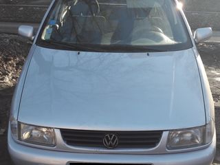 Volkswagen Polo foto 4