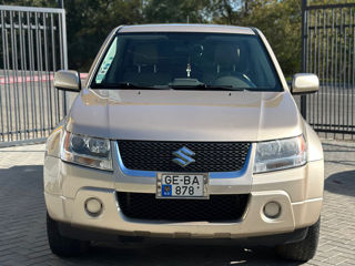 Suzuki Grand Vitara foto 2