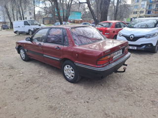 Mitsubishi Galant foto 5