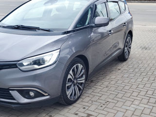 Renault Grand Scenic foto 9