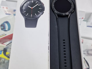 Apple watch, Galaxy watch foto 5