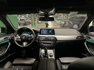 BMW 5 Series foto 4