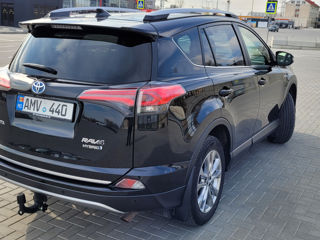 Toyota Rav 4 foto 2