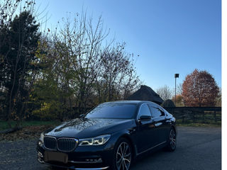 BMW 7 Series foto 2