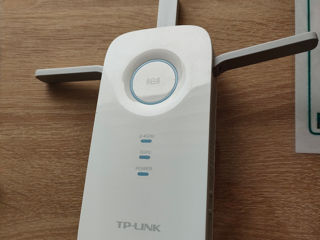 Extensor de rază Wi-Fi TP-Link