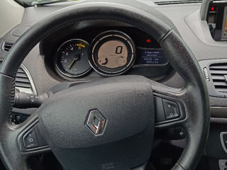 Renault Megane foto 8