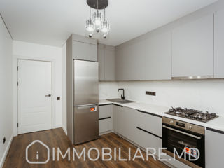 Apartament cu 2 camere, 72 m², Buiucani, Chișinău foto 2