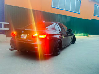 BMW 3 Series foto 8