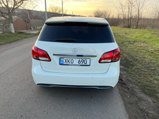 Mercedes B-Class foto 3