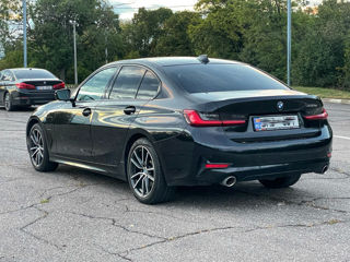 BMW 3 Series foto 4