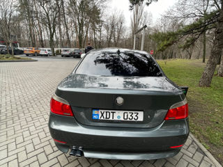 BMW 5 Series foto 10