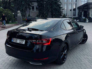 Skoda Superb foto 4