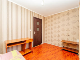 Apartament cu 2 camere, 40 m², Buiucani, Chișinău foto 8