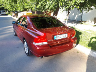 Volvo S60 foto 2