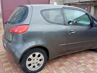 Mitsubishi Colt foto 3