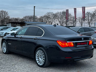 BMW 7 Series foto 4