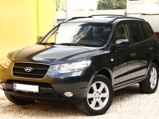 Hyundai Santa FE foto 1