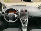 Toyota Auris foto 8