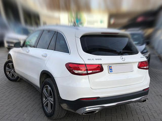 Mercedes GLC foto 4