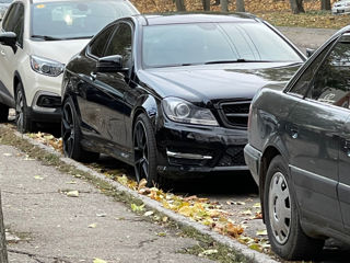 Mercedes C-Class Coupe foto 7