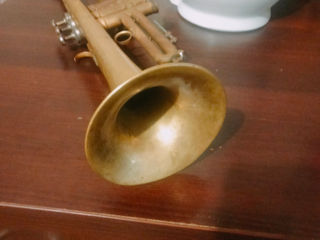 Vînd trompetă foto 2