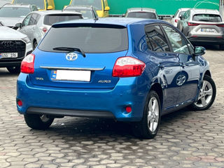 Toyota Auris foto 4