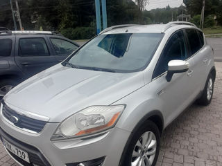 Ford Kuga foto 2