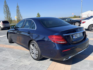 Mercedes E-Class foto 4