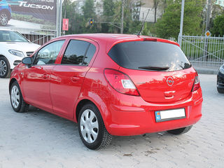 Opel Corsa foto 3