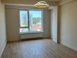 Apartament cu 2 camere, 65 m², Centru, Chișinău foto 2