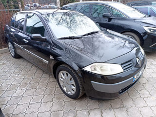 Renault Megane foto 2