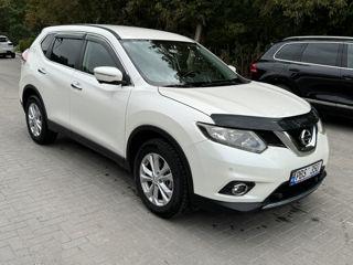 Nissan X-Trail foto 1