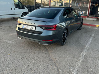 Skoda Superb foto 4