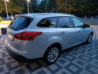 Ford Focus foto 2