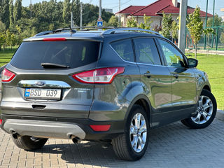 Ford Escape foto 5