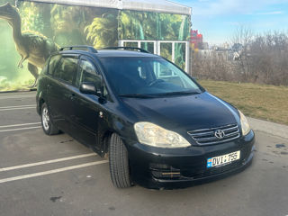 Toyota Avensis Verso