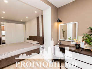 Apartament cu 3 camere, 118 m², Botanica, Chișinău foto 3