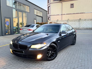 BMW 5 Series foto 4